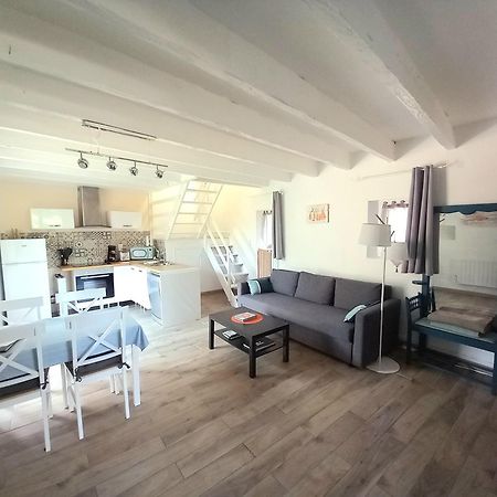 La Demoiselle Du Finistere Villa Plobannalec Екстериор снимка